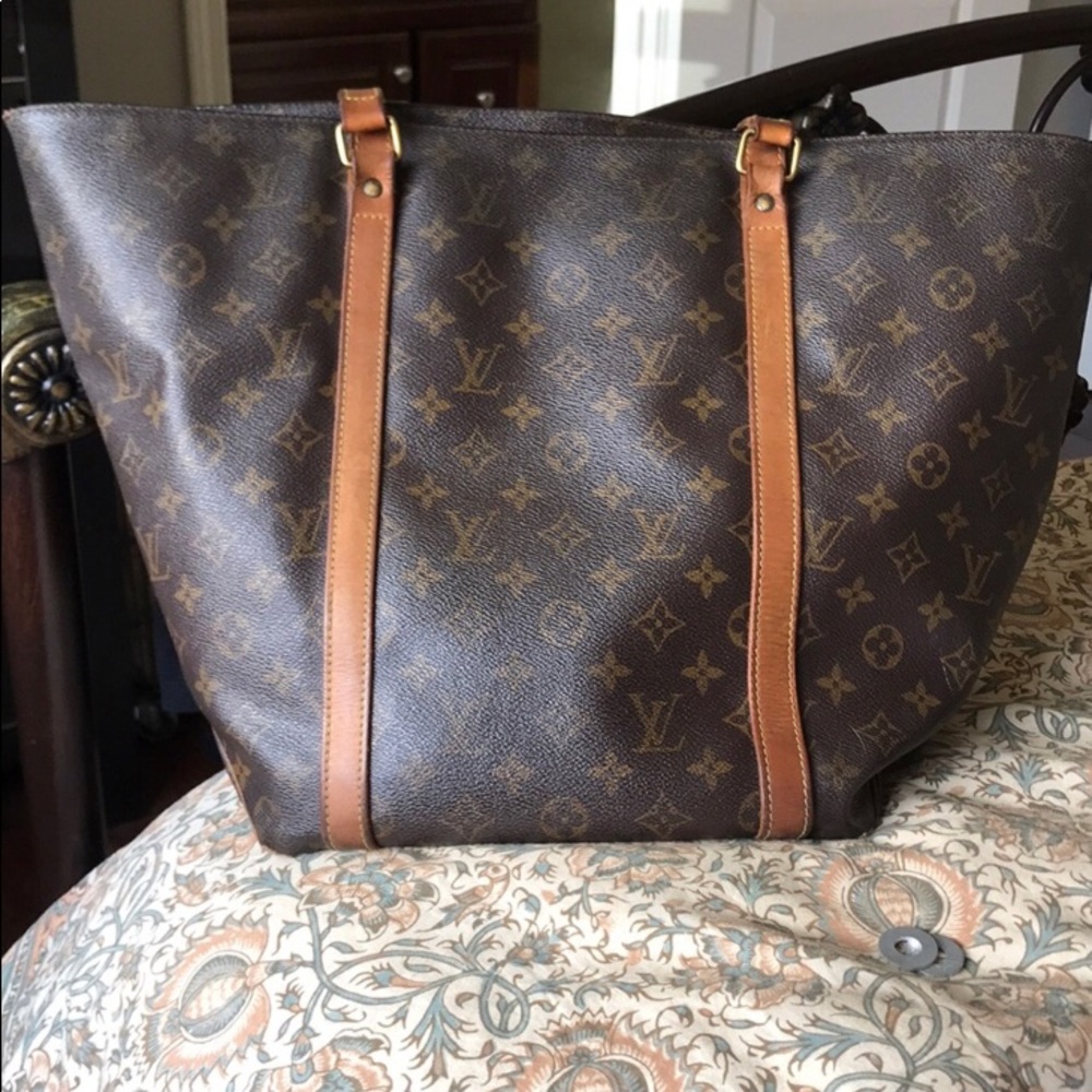 Louis Vuitton Sac Shopper